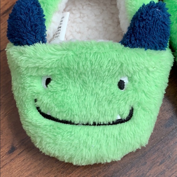 Monster slippers - Picture 3 of 3